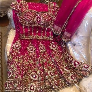 Deep Pink EMBELLISHED BRIDAL LEHENGA SZ 34